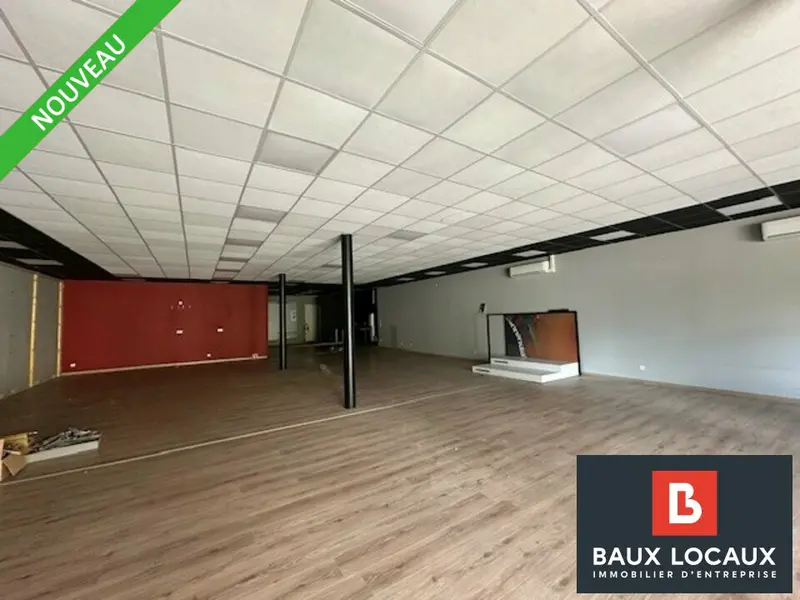 Local Commercial à louer - Apt (84400) - 254 m² - 3 333 €/mois