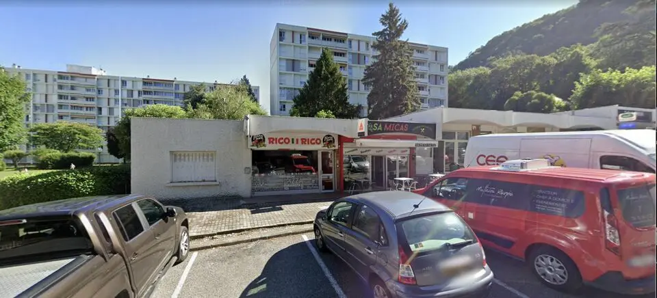 A vendre Fonds de commerce 60m² Saint-Martin-d'Hères