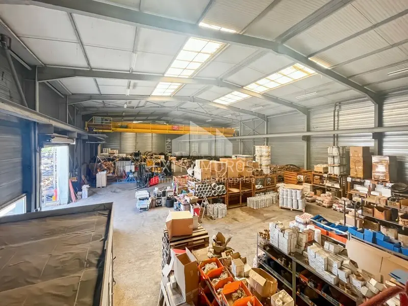 A louer Locaux d'activité 1100m² Grigny