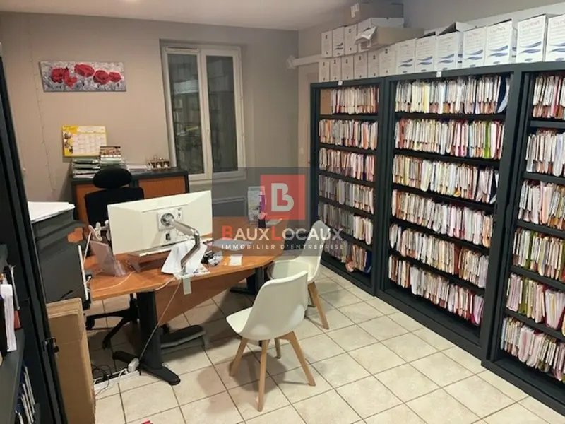 A louer Local commercial  130m² L'Isle-sur-la-Sorgue