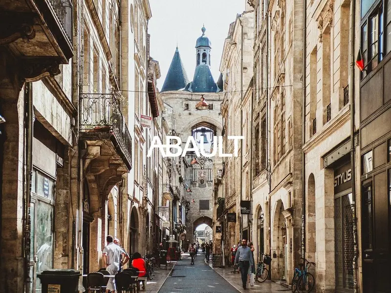 A VENDRE DROIT AU BAIL LOCAL COMMERCIAL BORDEAUX D'ENVIRON 75 M² 