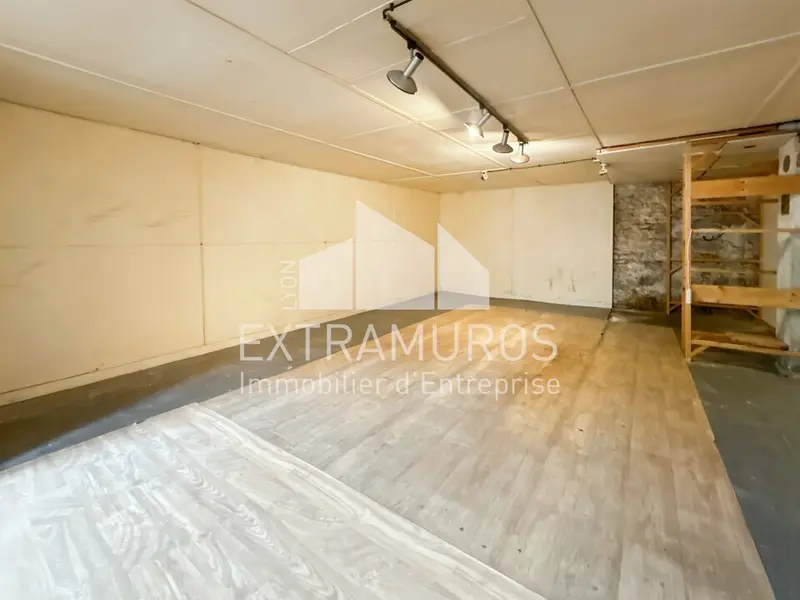 Entresol de 163m² situé à Lyon2 proche de la place Bellecour