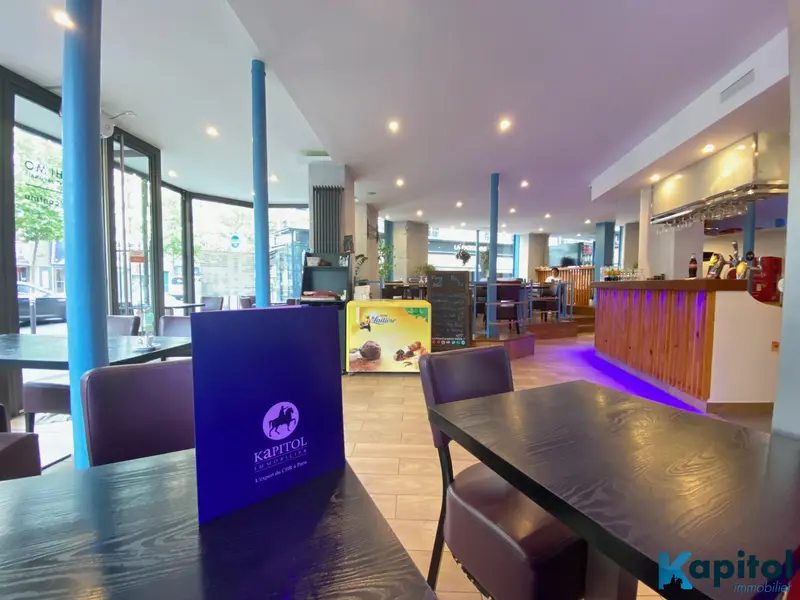 Grand restaurant en Angle 200 M² Paris 12E-LICENCE 4 