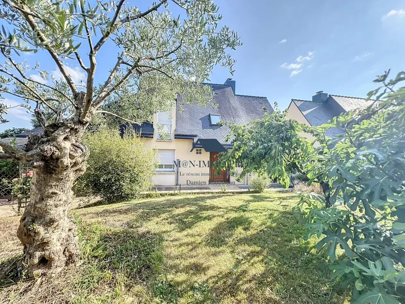 A vendre 154.00m² Bourg-des-Comptes