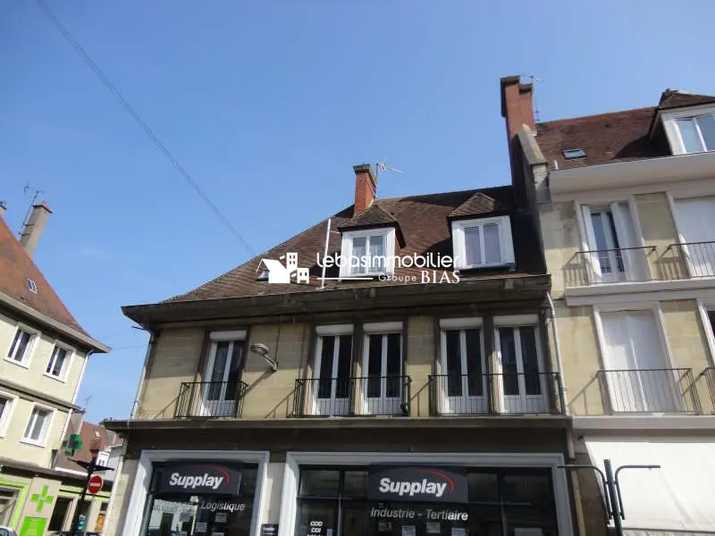 APPARTEMENT ANCIEN YVETOT - 3 pièce(s) - 100 m2