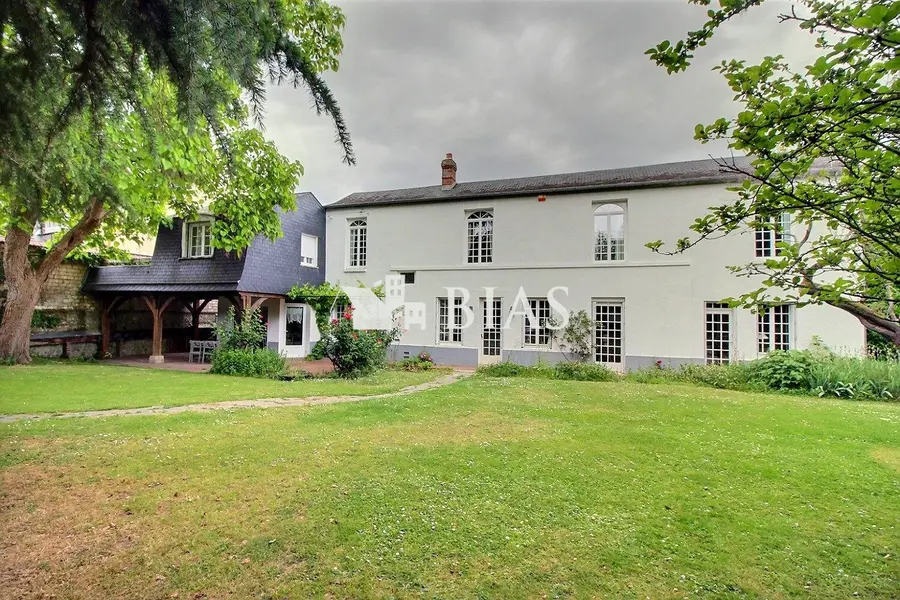 Propriété 232m²