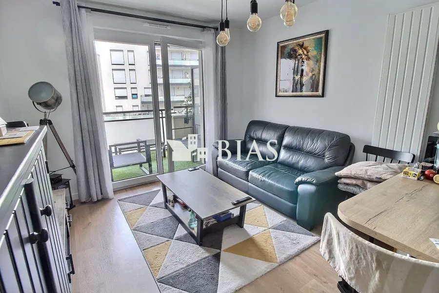 Appartement T3 à louer - quartier Luciline