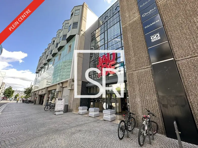 A louer Local commercial  70m² Clermont-Ferrand