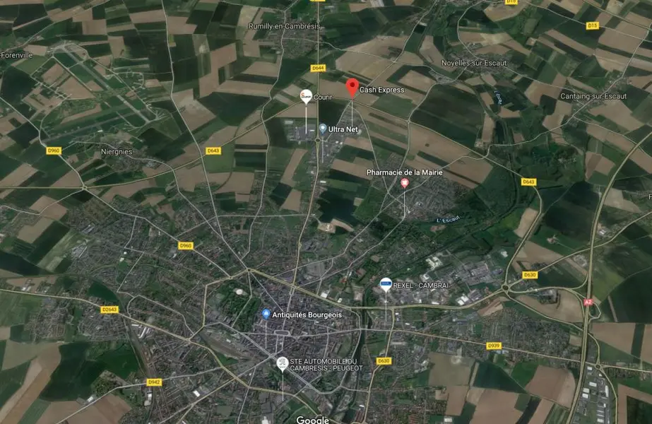 Local Commercial à louer - Cambrai (59400) - 470 m² - 4 700 €/mois