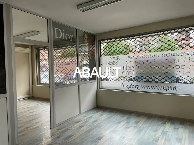 Local Commercial à louer - Toulouse (31200) - 225 m² - 3 183 €/mois