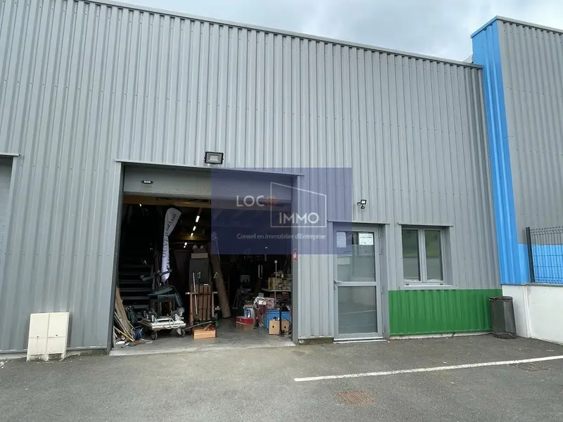 Entrepôt / Activité à vendre - Montussan (33450) - 162 m²