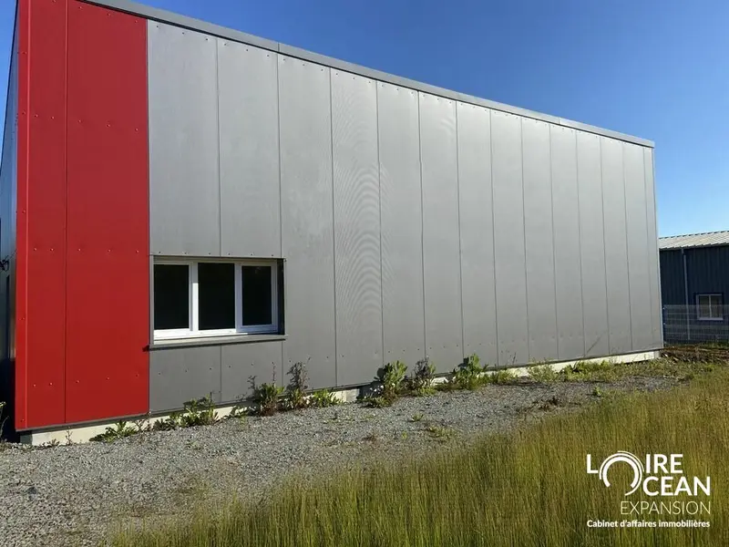 Entrepôt / Activité à louer - Chalonnes-Sur-Loire (49290) - 180 m² - 900 €/mois